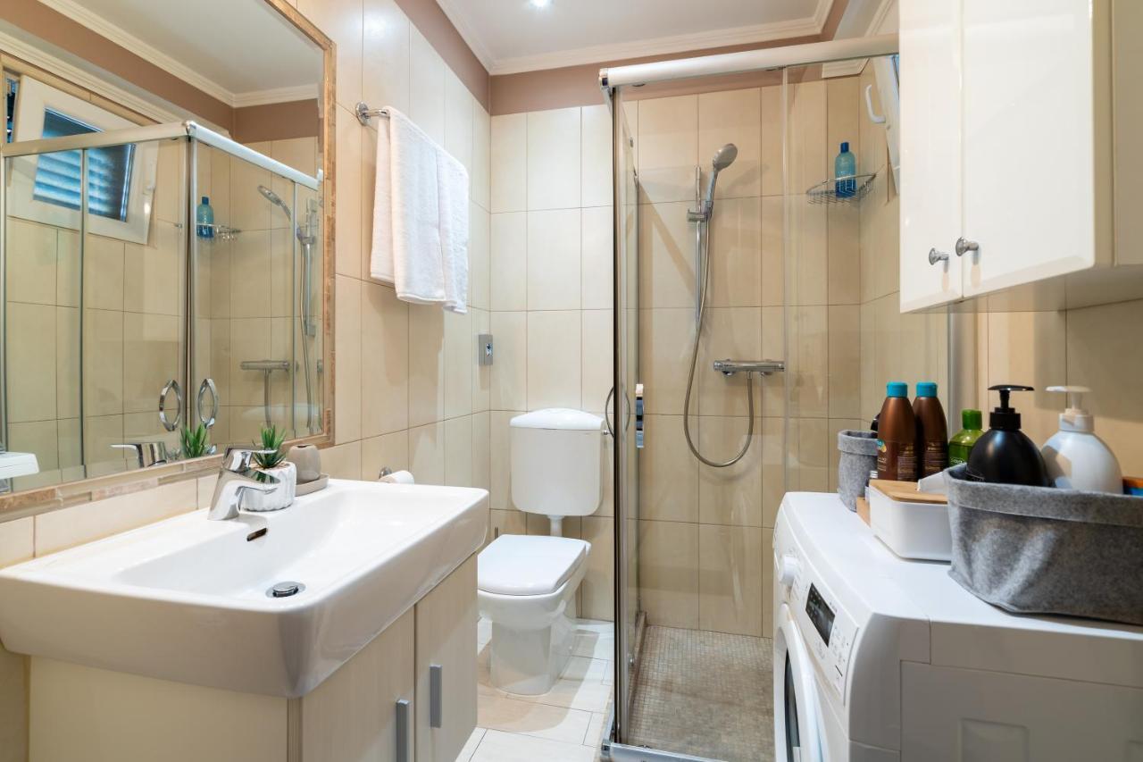 Studio Apartment La Luna Split Exteriör bild