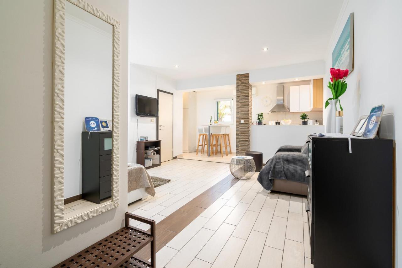 Studio Apartment La Luna Split Exteriör bild