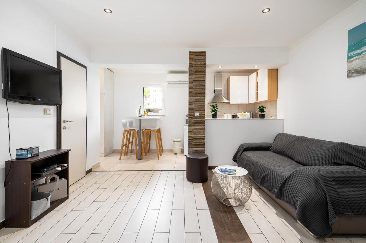Studio Apartment La Luna Split Exteriör bild