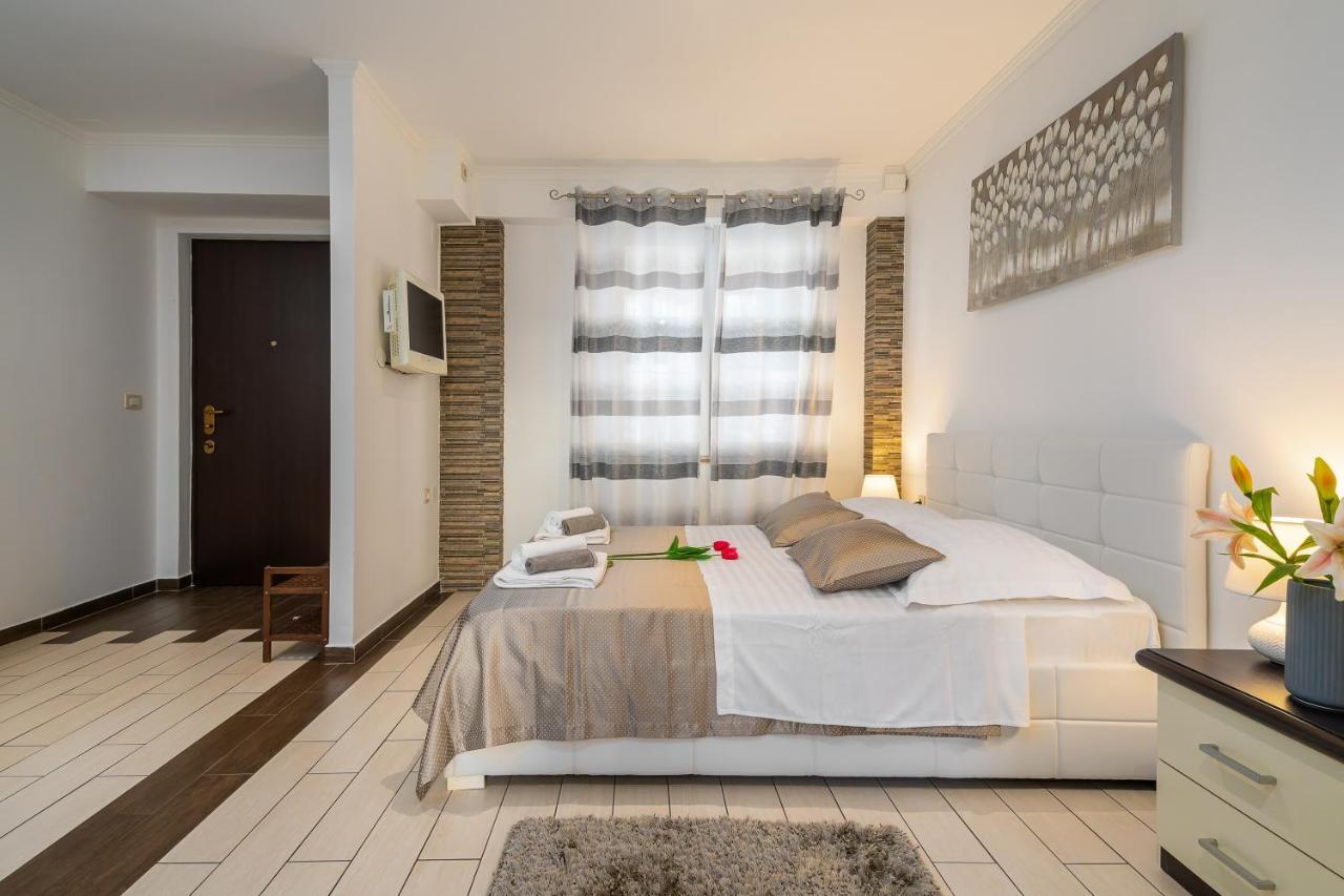 Studio Apartment La Luna Split Exteriör bild
